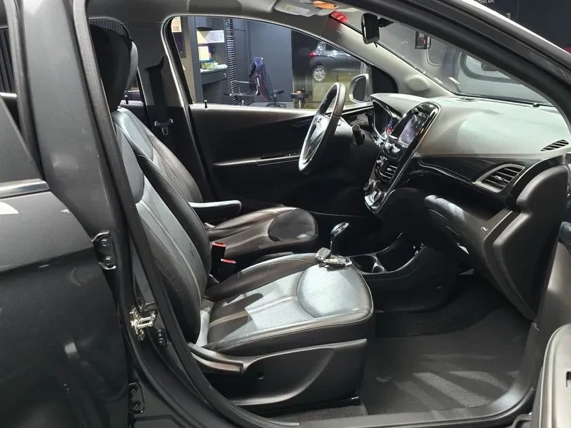 Chevrolet Spark Premier, снимка 10 - Автомобили и джипове - 55887221