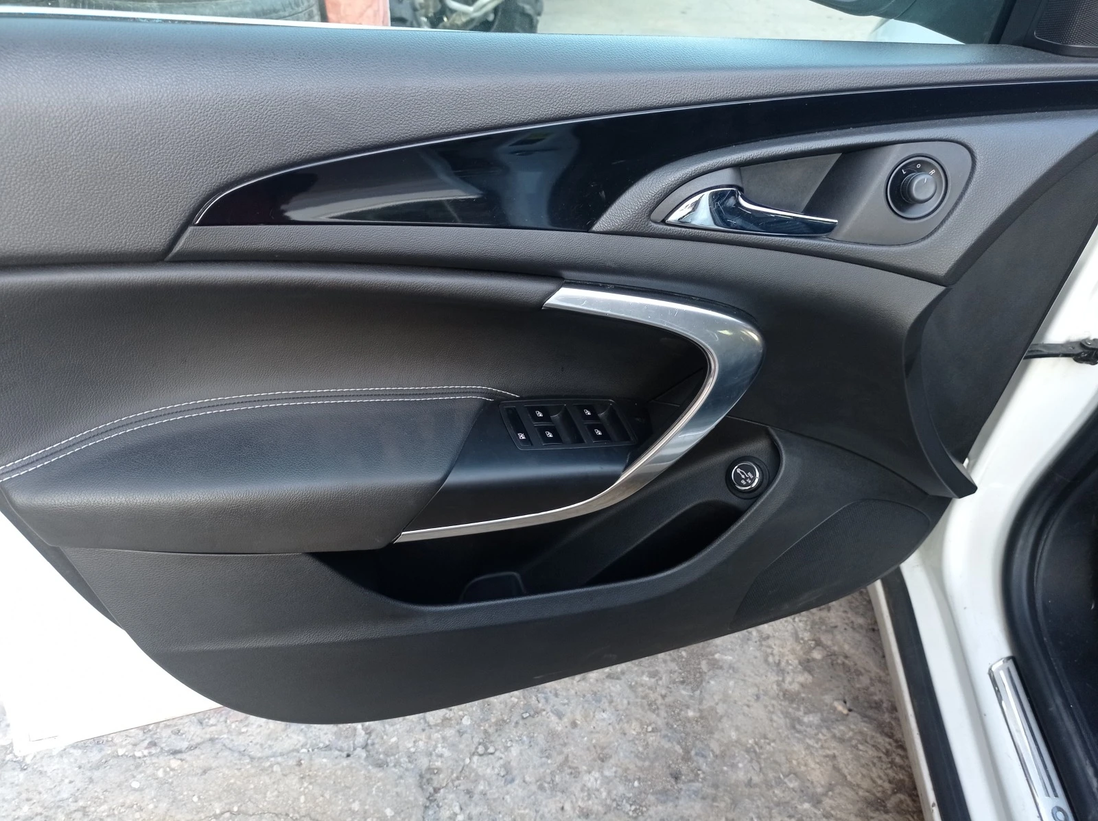 Opel Insignia 2.8т 4х4 OPC, снимка 12 - Автомобили и джипове - 53537911