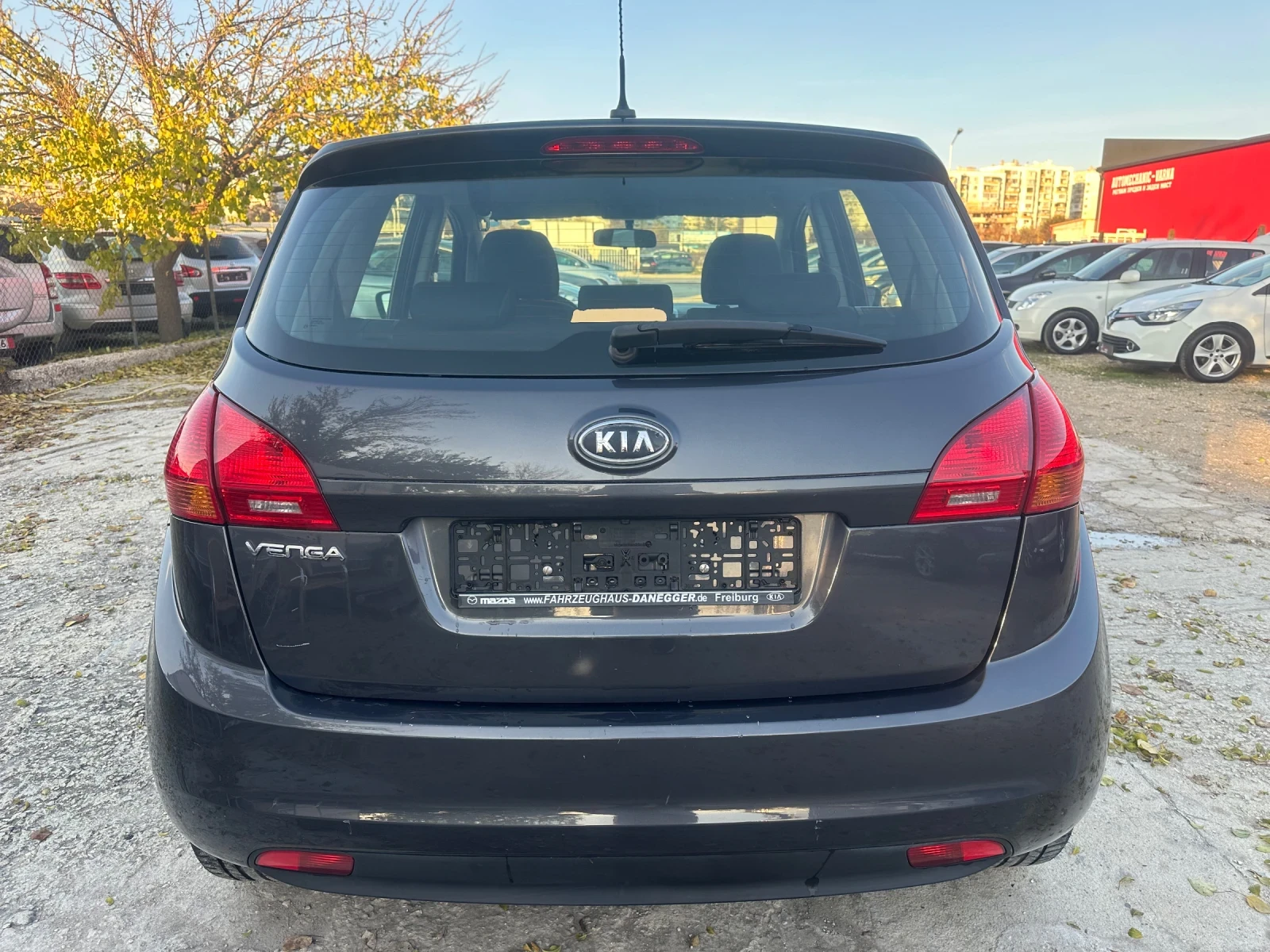 Kia Venga 1.4 i - изображение 5