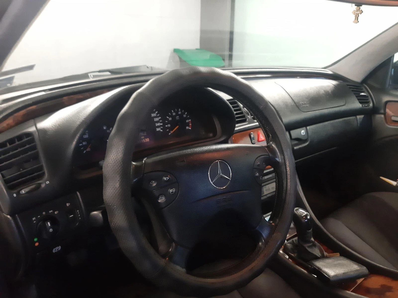 Mercedes-Benz CLK 163 к.с - изображение 4
