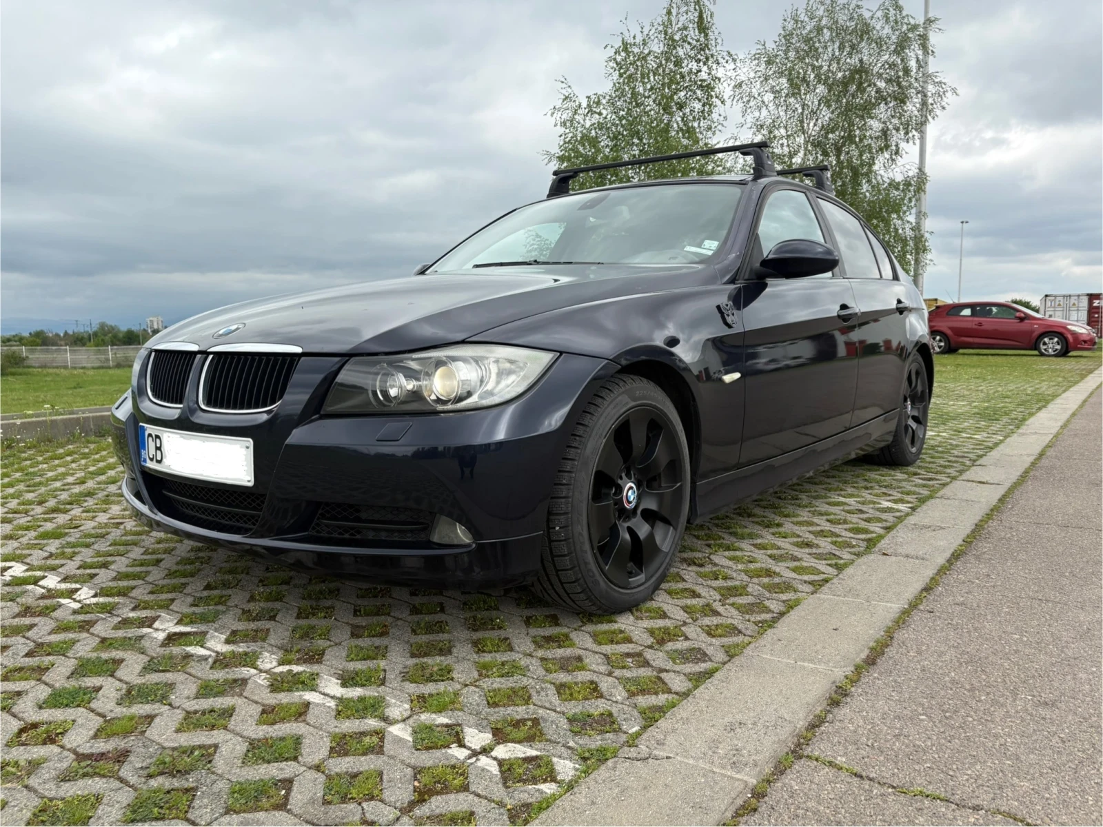 BMW 320 E90 - изображение 2