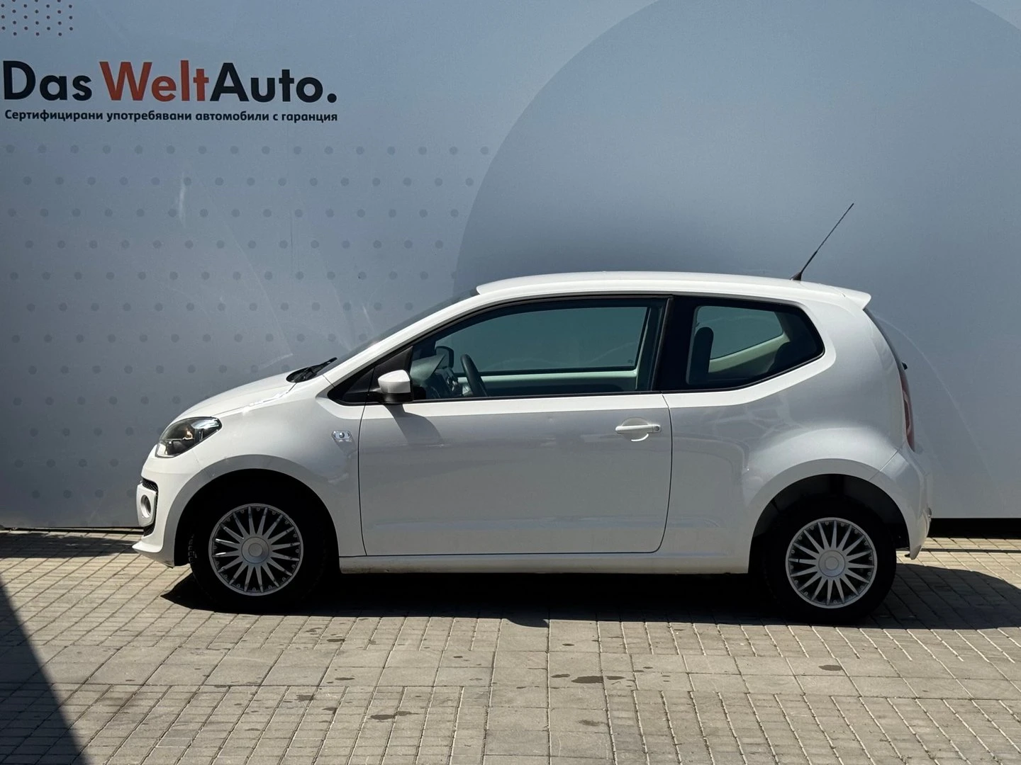 VW Up VW move up! 1.0 EcoFuel BMT - изображение 2