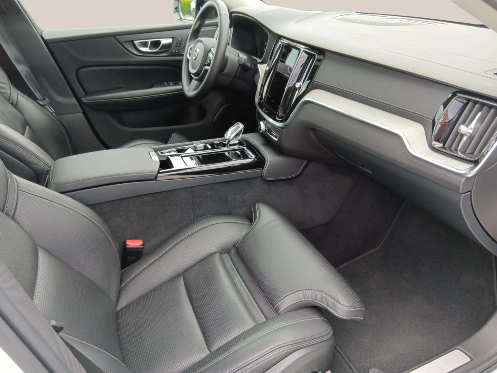 Volvo S60 2.0L - изображение 10