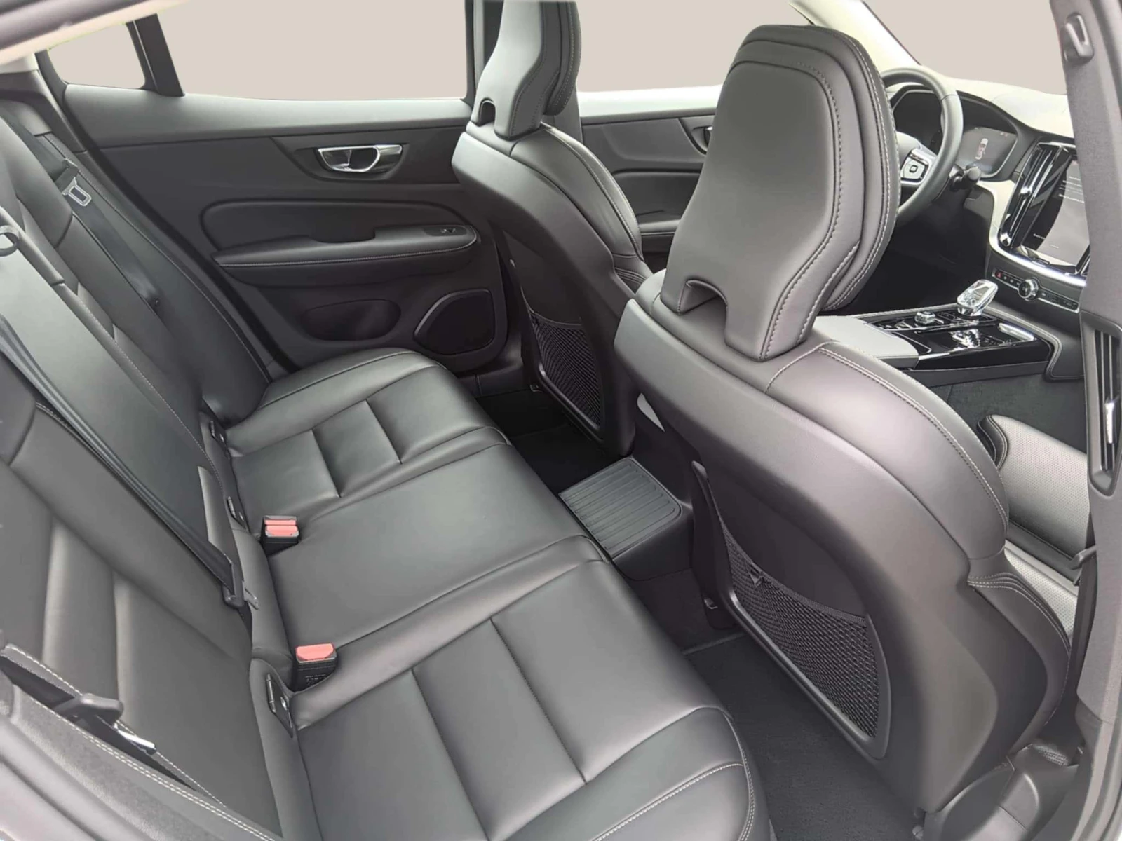 Volvo S60 2.0L - изображение 9