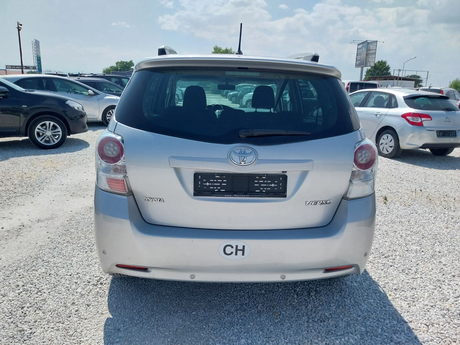 Toyota Verso 1.8 Швейцария  - изображение 4