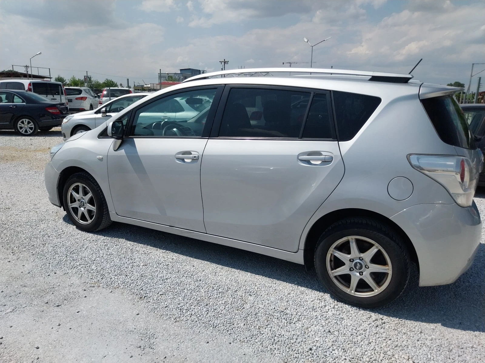 Toyota Verso 1.8 Швейцария  - изображение 3