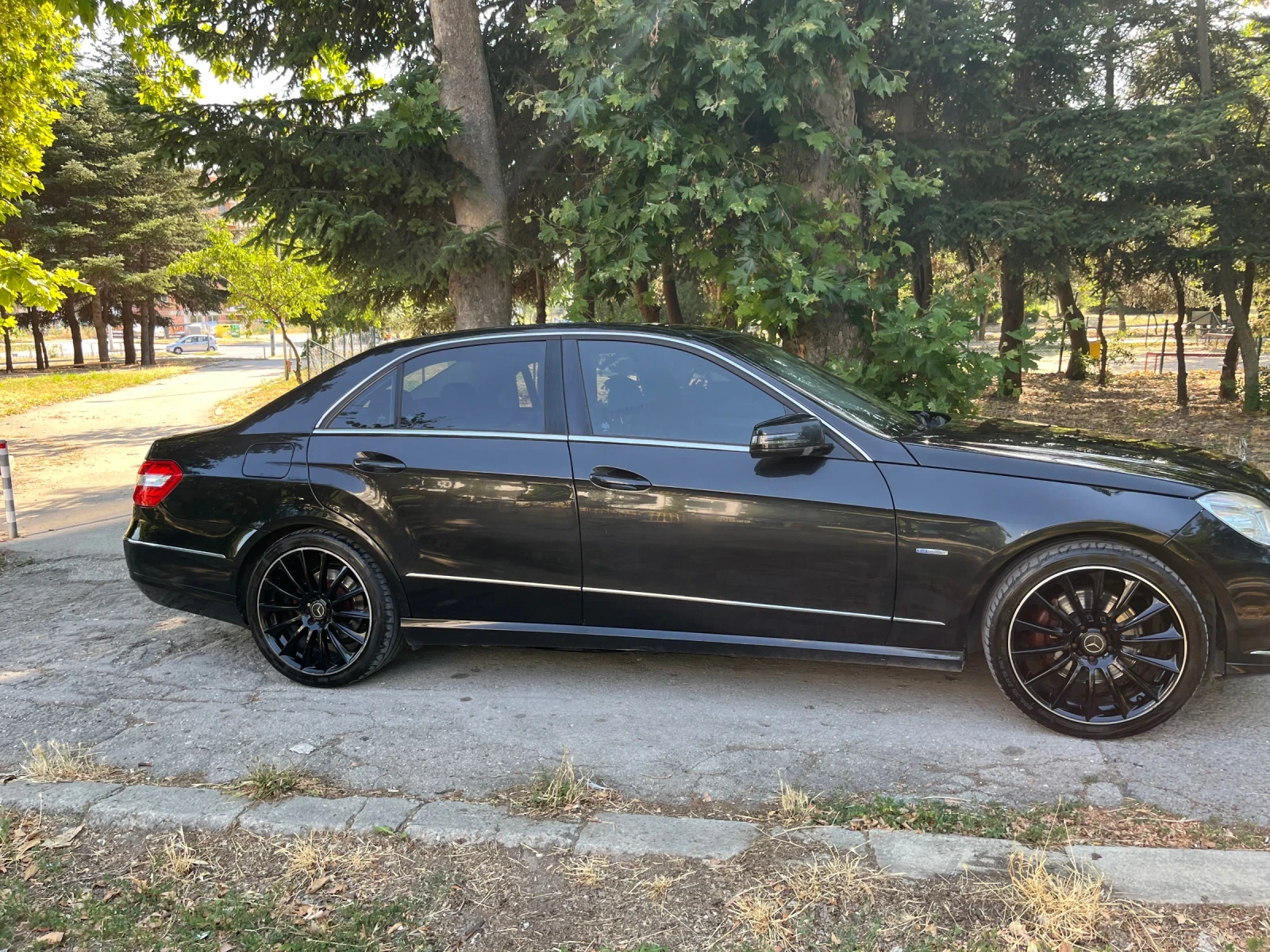 Mercedes-Benz E 250 250CDI  Avangard  - изображение 8