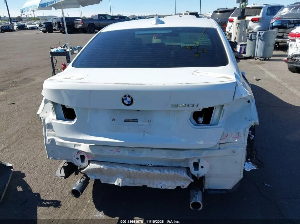 BMW 340 * CARFAX *    | Mobile.bg   17