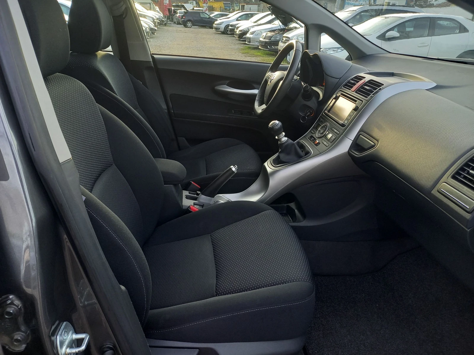 Toyota Auris ���� ����, 147 �.��, FACELIFT, NAVI, KAMERA, SOL  | Mobile.bg � ����������� 13