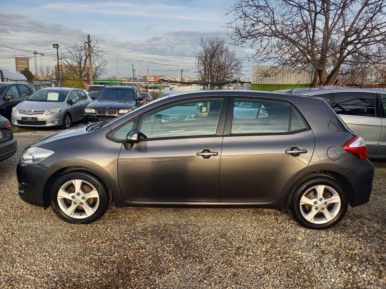 Toyota Auris КАТО НОВА, 147 Х.КМ, FACELIFT, NAVI, KAMERA, SOL  - изображение 7