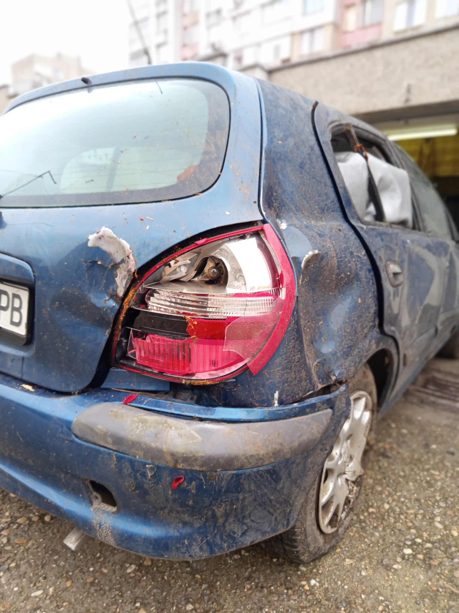 Nissan Almera Almera  - изображение 9