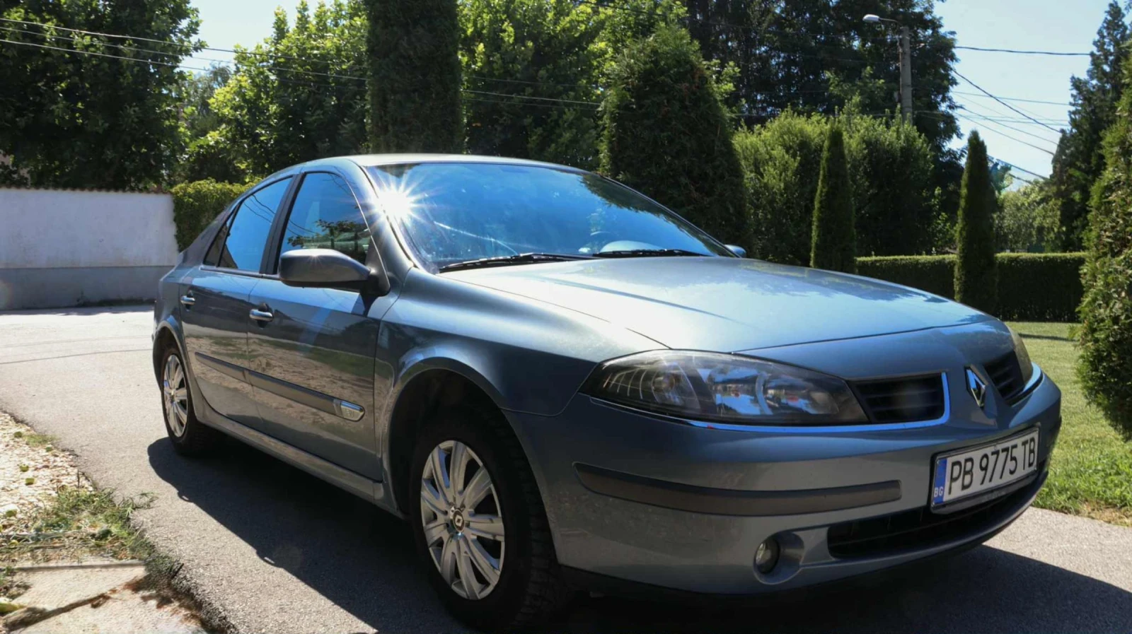 Renault Laguna, снимка 9 - Автомобили и джипове - 53775446