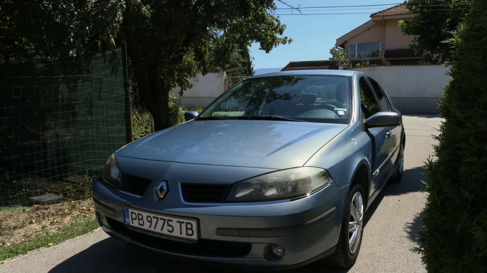 Renault Laguna, снимка 10 - Автомобили и джипове - 53775446