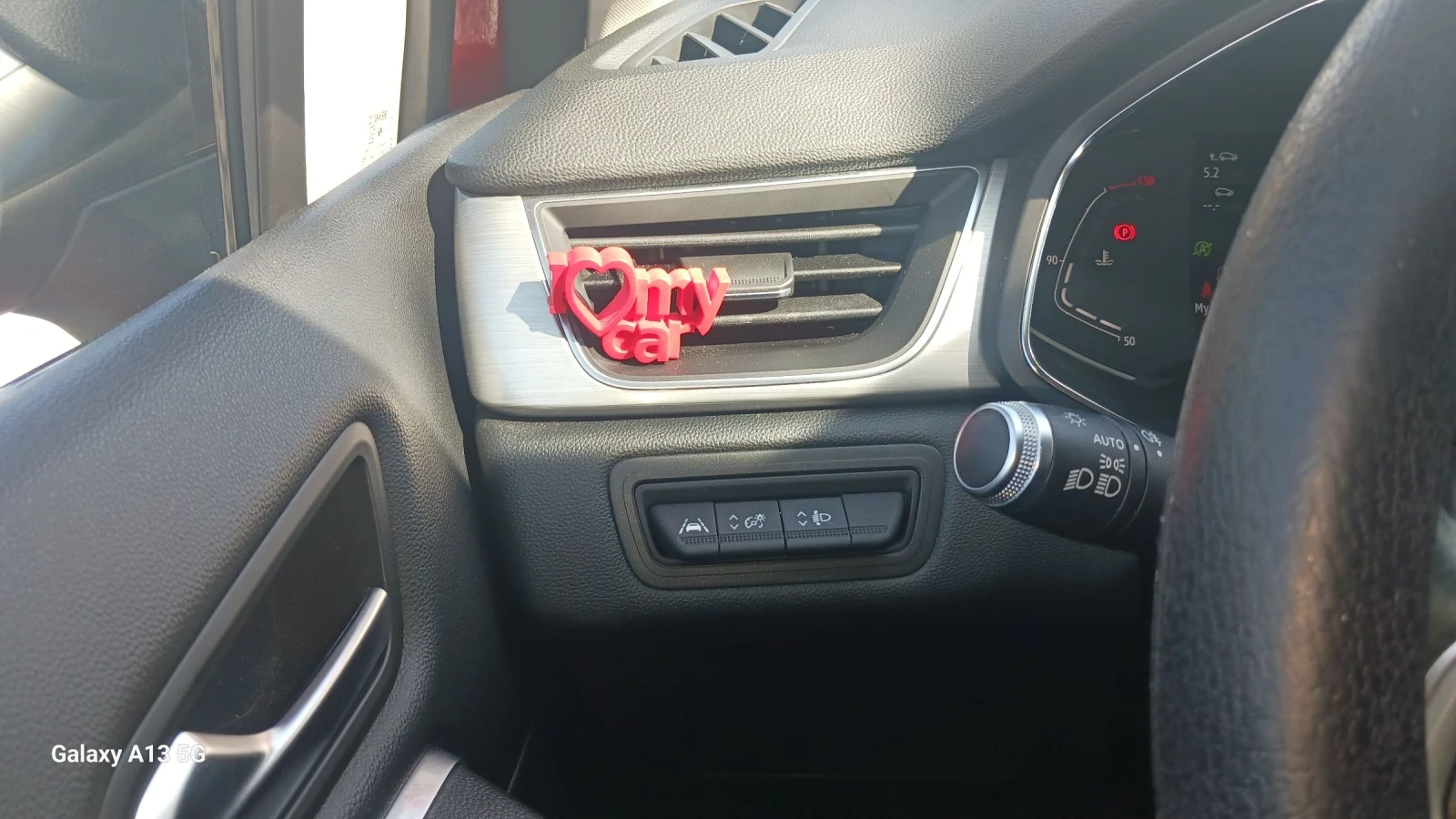 Renault Captur 133, снимка 8 - Автомобили и джипове - 53810302