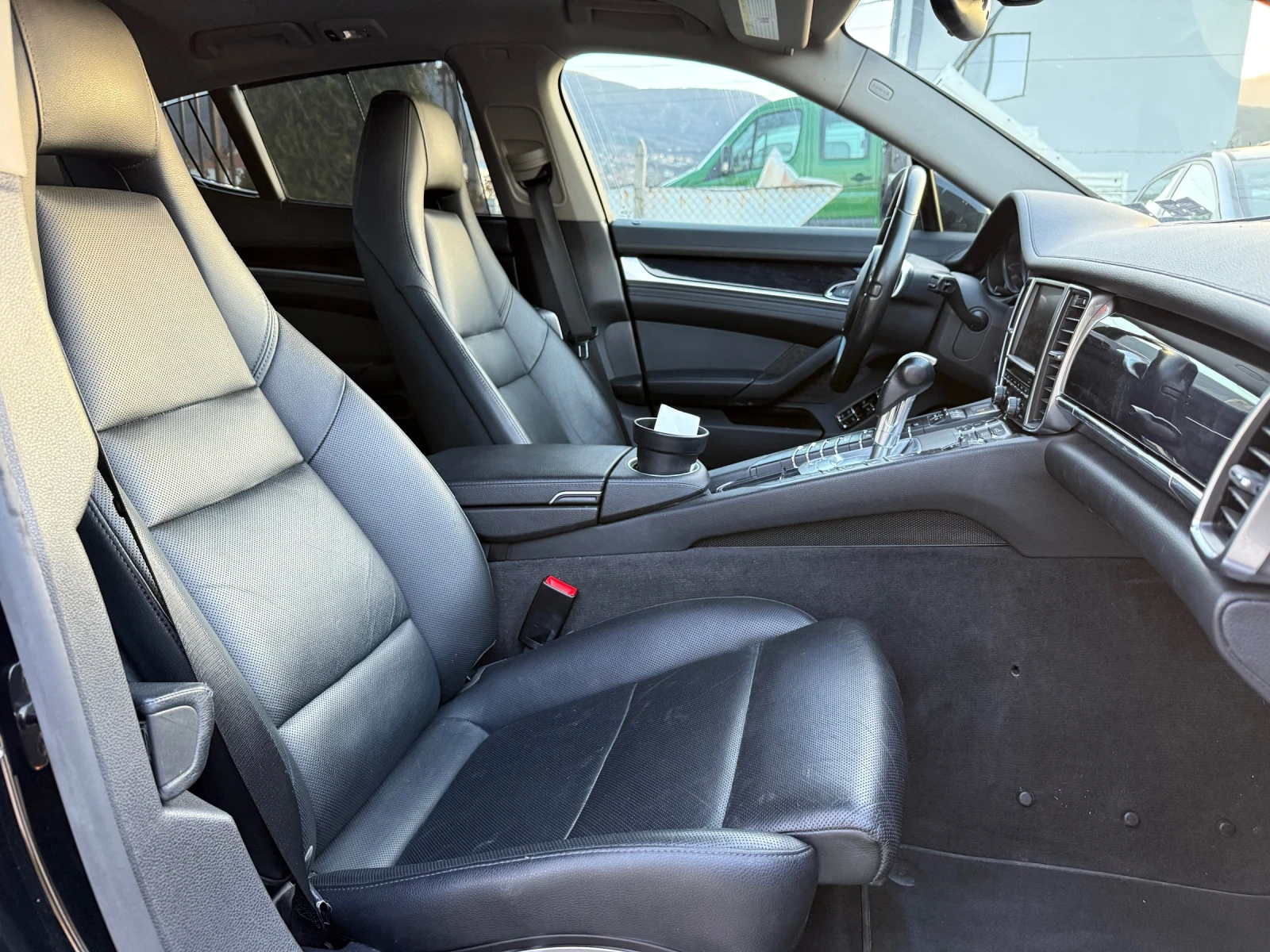 Porsche Panamera Plug in hybrid V6S, снимка 8 - Автомобили и джипове - 53987077