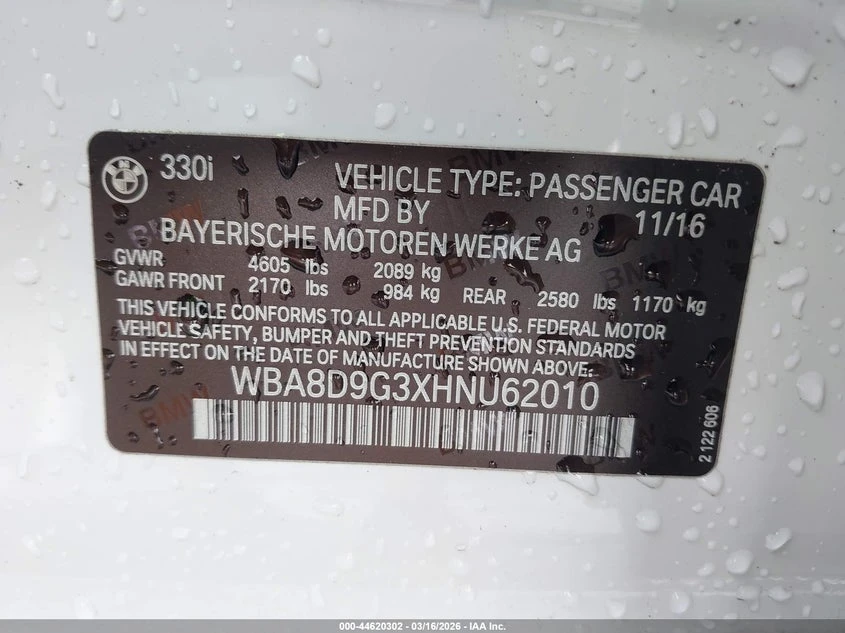 BMW 330 2.0l I xDrive, снимка 9 - Автомобили и джипове - 54054414