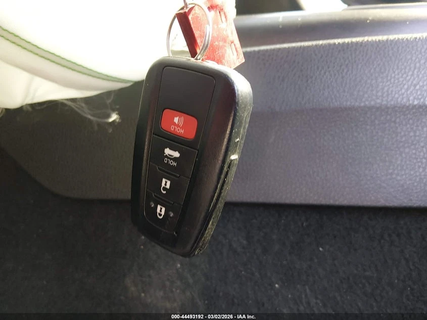 Toyota Camry 2.5L I-4 DI, DOHC, VVT, 206HP Front Wheel Drive | Mobile.bg � ����������� 11