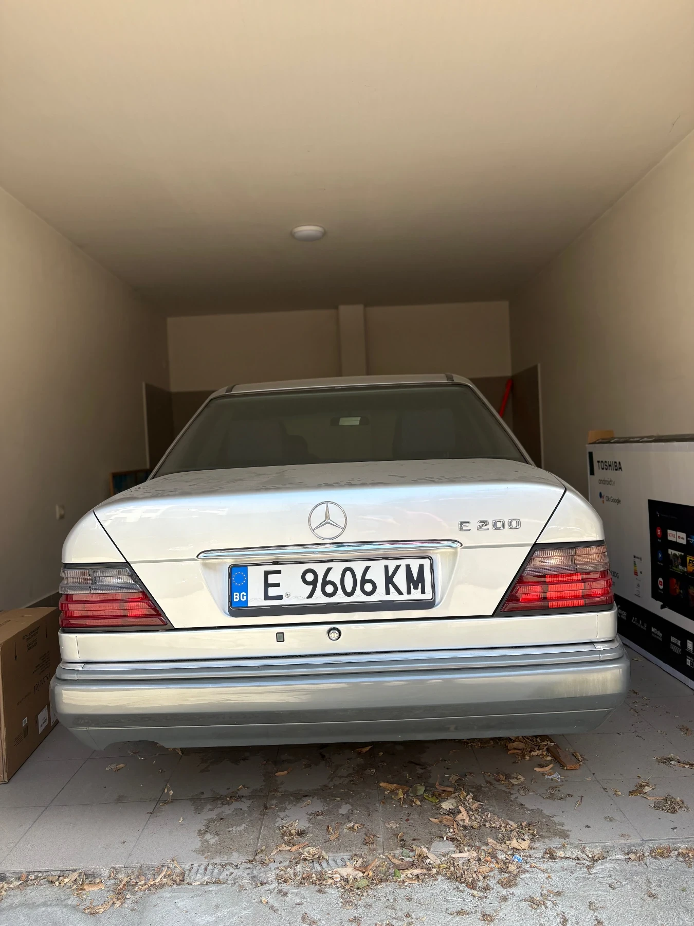 Mercedes-Benz E 200