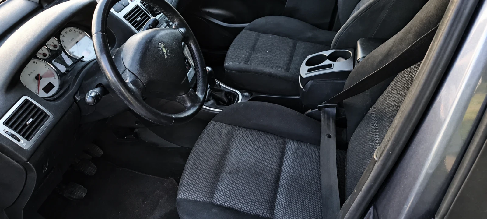 Peugeot 307, снимка 8 - Автомобили и джипове - 54671414