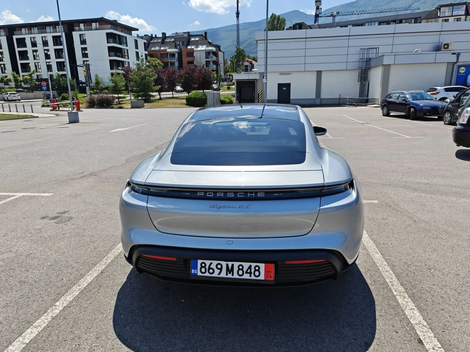 Porsche Taycan 4S 598кс, снимка 14 - Автомобили и джипове - 55556965
