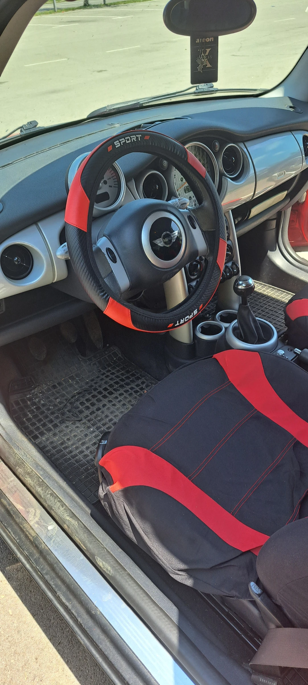 Mini One 1, 6i, снимка 8 - Автомобили и джипове - 54868049