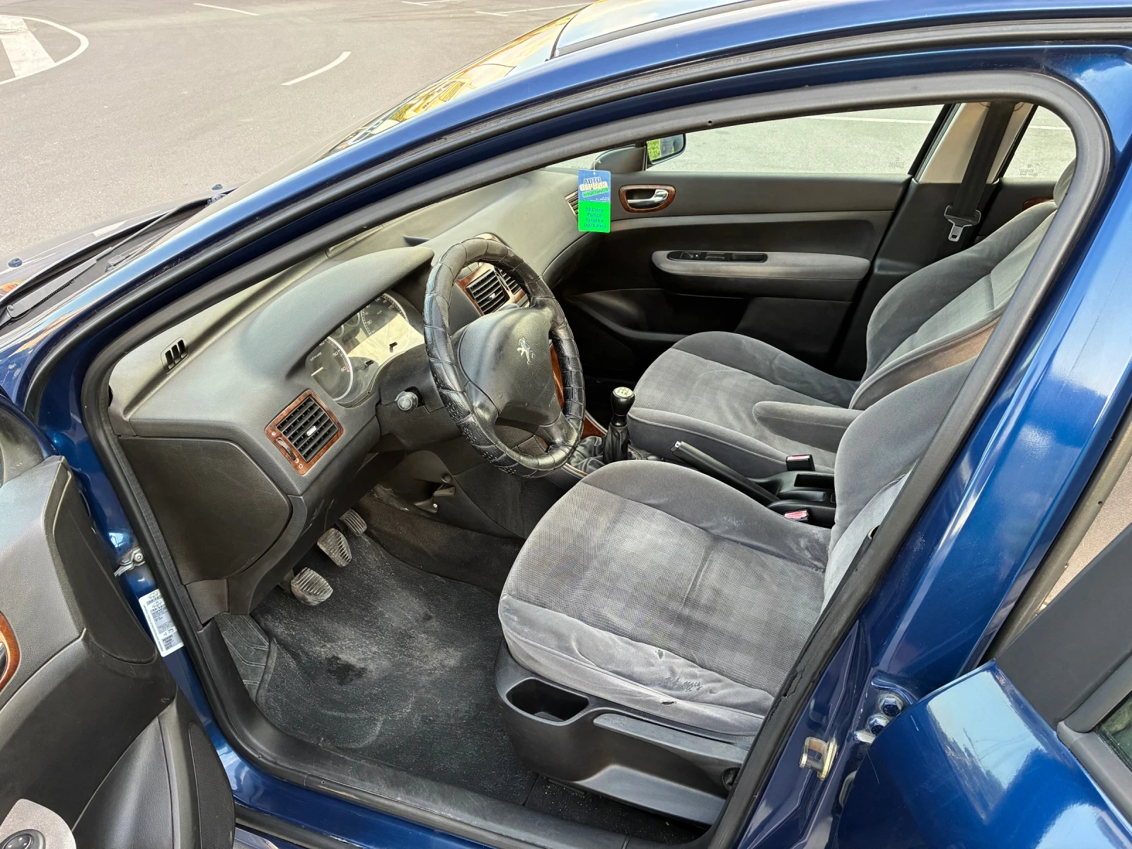 Peugeot 307 2.0HDI 90КС 4ВРАТИ КЛИМАТИК РЕГИСТРИРАНА ОБСЛУЖЕНА, снимка 9 - Автомобили и джипове - 55114339