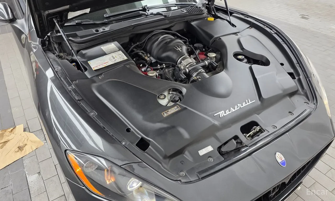 Maserati GranTurismo 4.7 V8, снимка 5 - Автомобили и джипове - 55238522