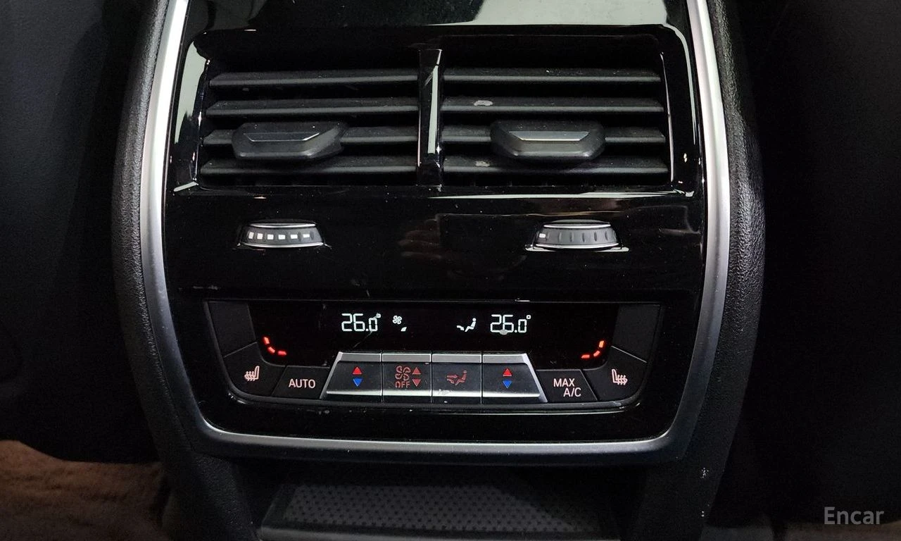 BMW X5M BOWER* WILKINS* ОБДУХВАНЕ* ДИСТРОНИК* ХЕДЪП* 360КА, снимка 15 - Автомобили и джипове - 55422316