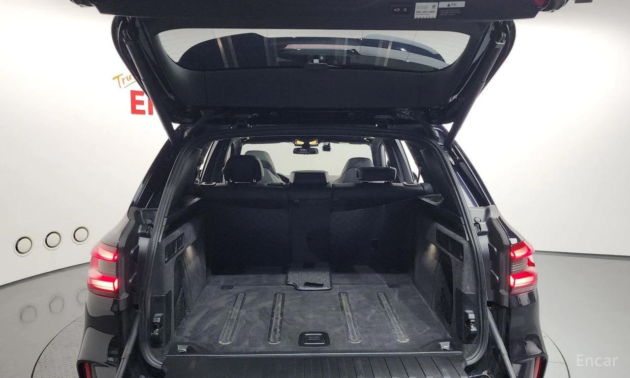 BMW X5M BOWER* WILKINS* ОБДУХВАНЕ* ДИСТРОНИК* ХЕДЪП* 360КА, снимка 16 - Автомобили и джипове - 55422316