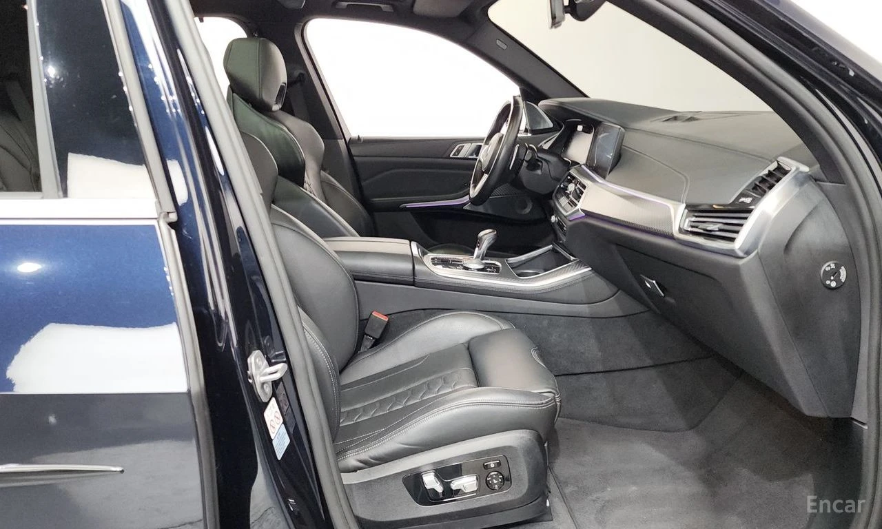BMW X5M BOWER* WILKINS* ОБДУХВАНЕ* ДИСТРОНИК* ХЕДЪП* 360КА, снимка 14 - Автомобили и джипове - 55422316