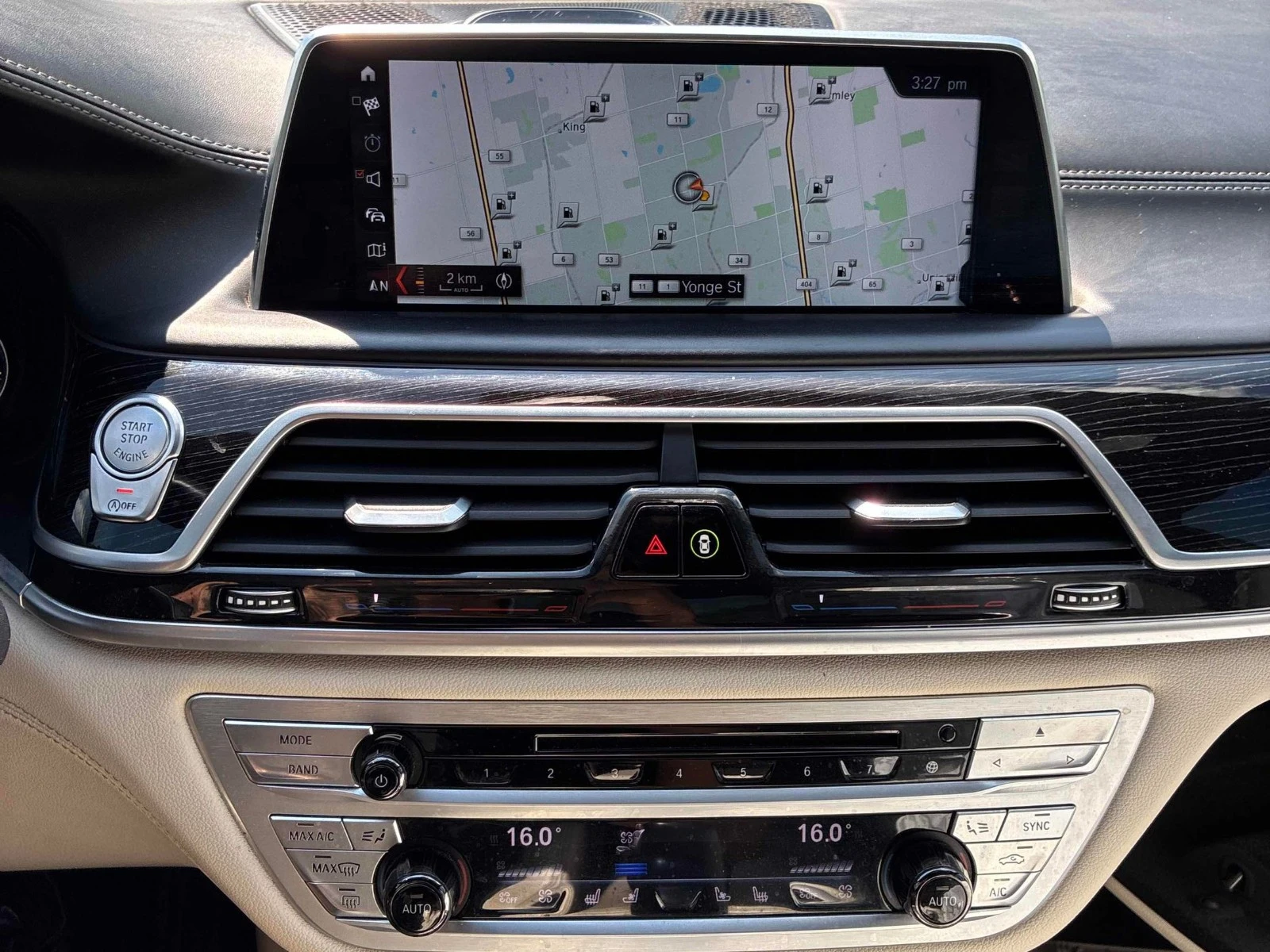 BMW 750 MPACK* ОБДУХ* МАСАЖ* 360* TV* BOWERS&WILKINS, снимка 9 - Автомобили и джипове - 55441972
