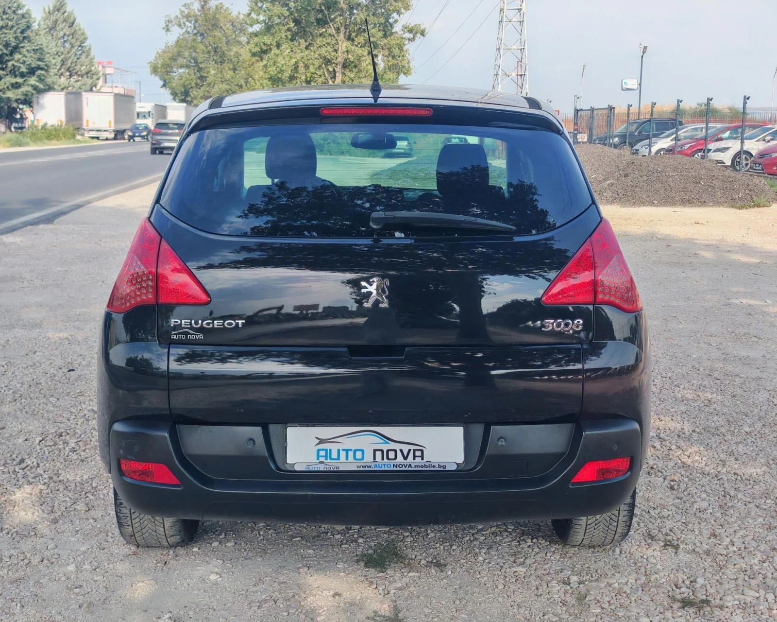 Peugeot 3008 1.6 ДИЗЕЛ 110К.С АВТОМАТИК! УНИКАЛНО СЪСТОЯНИЕ!!!, снимка 6 - Автомобили и джипове - 55656391