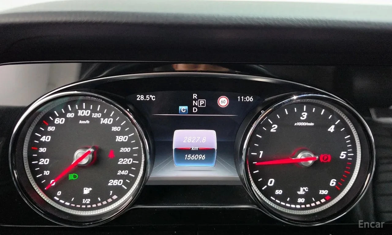 Mercedes-Benz E 220 * E220d Avantgarde * ЦЕНА ДО БГ, снимка 8 - Автомобили и джипове - 55841559