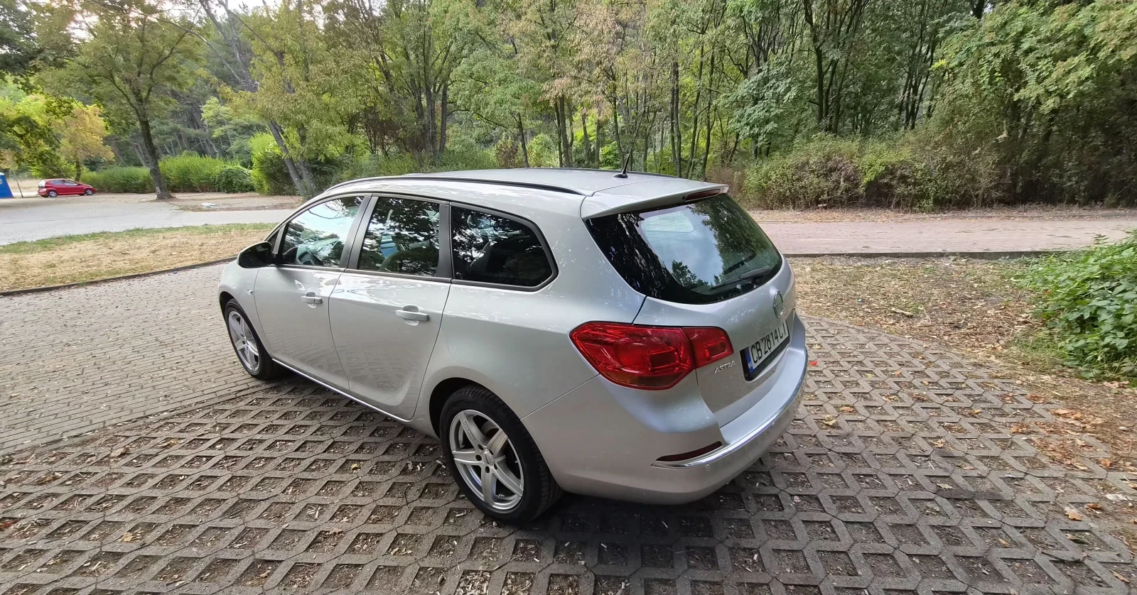 Opel Astra 1.6 CDTI  110к.с, SPORTS TOURER, 2015 год., снимка 5 - Автомобили и джипове - 56191421