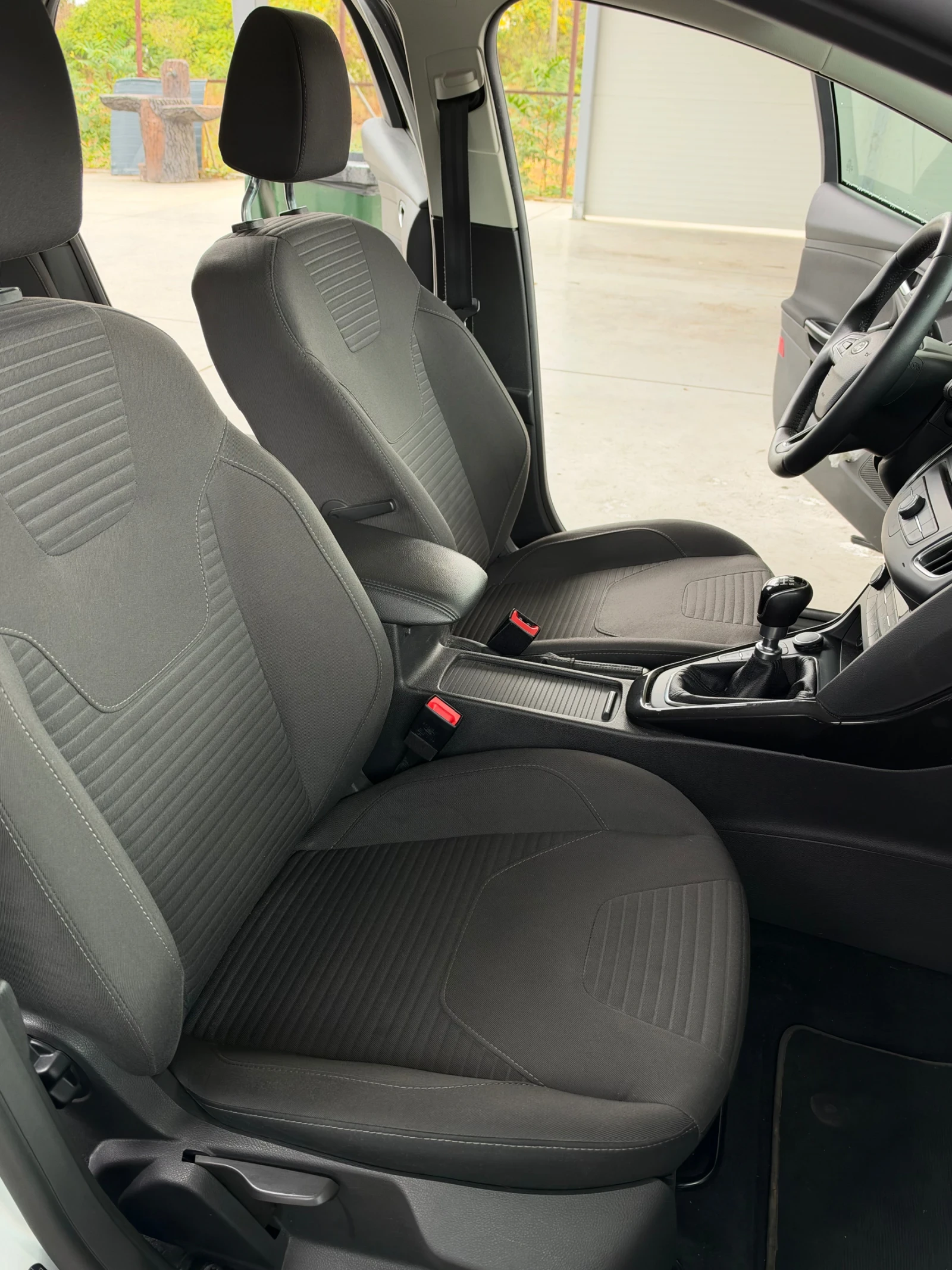 Ford Focus Turnier TITANIUM FULL, снимка 9 - Автомобили и джипове - 56458944