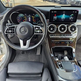 Mercedes-Benz GLC 300 AMG* LINE* ДИГИТАЛНО* ТАБЛО* 360КАМЕРА* ДИСТРОНИК*, снимка 9