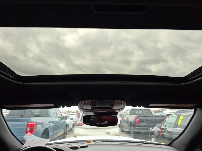 Dodge Durango R/T* Обдух* Distronic* Подгреви* 7местна, снимка 10 - Автомобили и джипове - 52317765