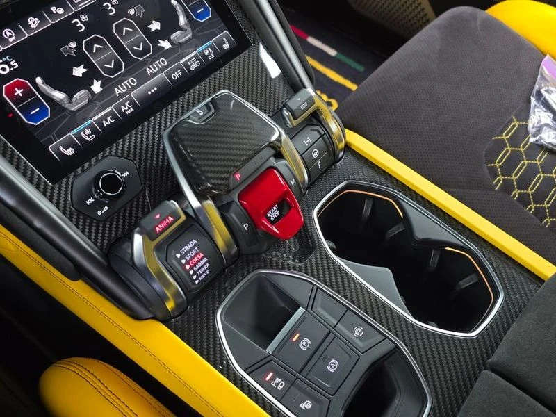 Lamborghini Urus 4.0 DHU Automatic, снимка 9 - Автомобили и джипове - 55813732