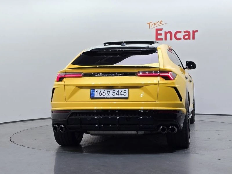 Lamborghini Urus 4.0 DHU Automatic, снимка 4 - Автомобили и джипове - 55813732