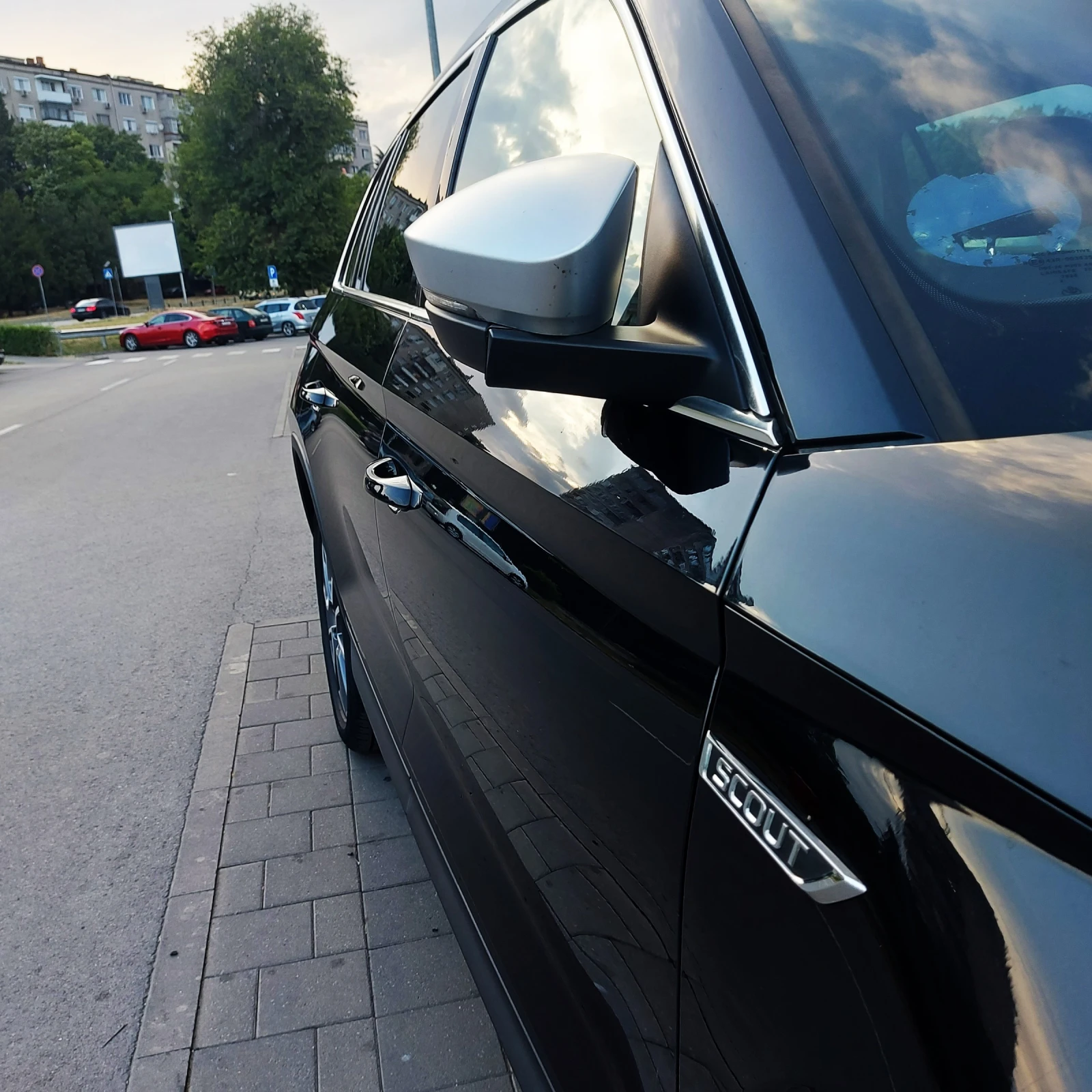 Skoda Kodiaq 2.0TDI 4x4 190к.с. SCOUT - изображение 8