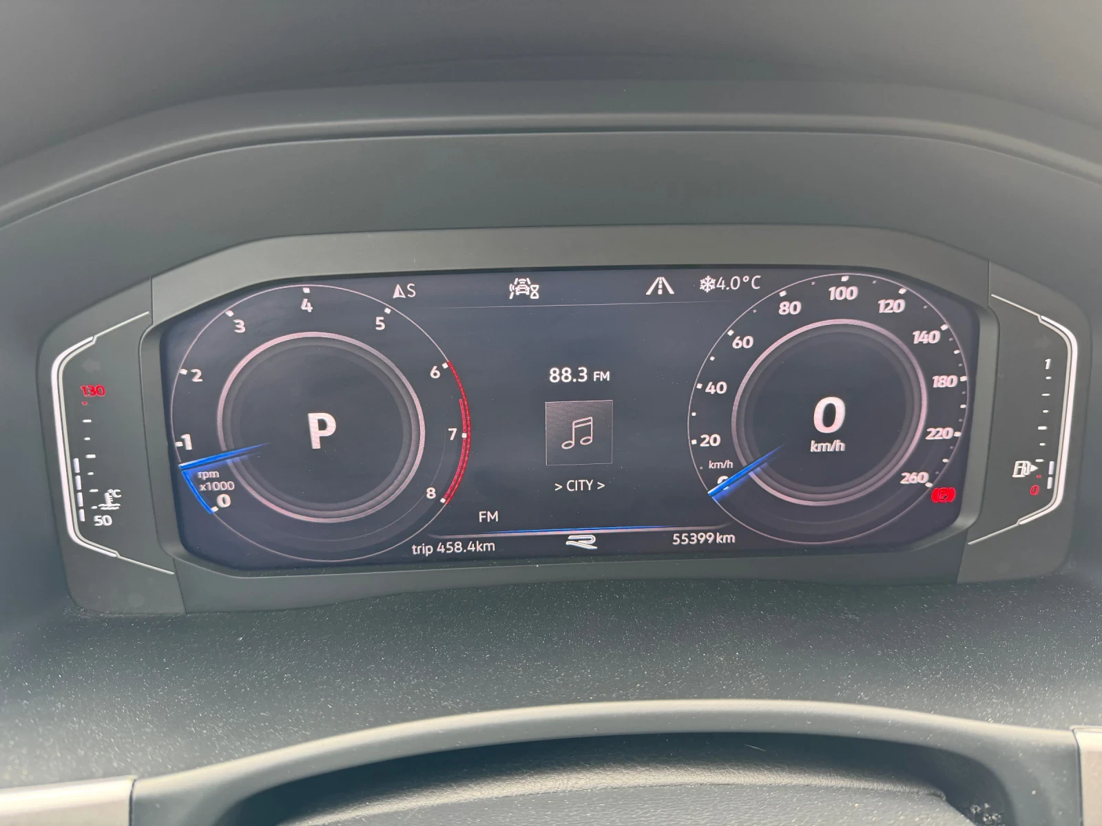 VW Atlas Cross Sport R Line Premium Plus 4Motion, снимка 16 - Автомобили и джипове - 53932859