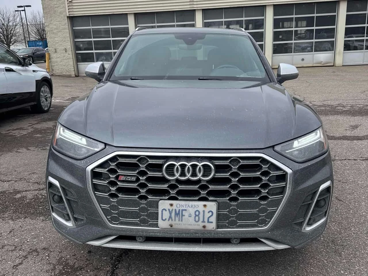 Audi SQ5 Progressiv/ДИСТРОНИК/ПАНОРАМА/ПОДГРЕВИ, снимка 2 - Автомобили и джипове - 54133246