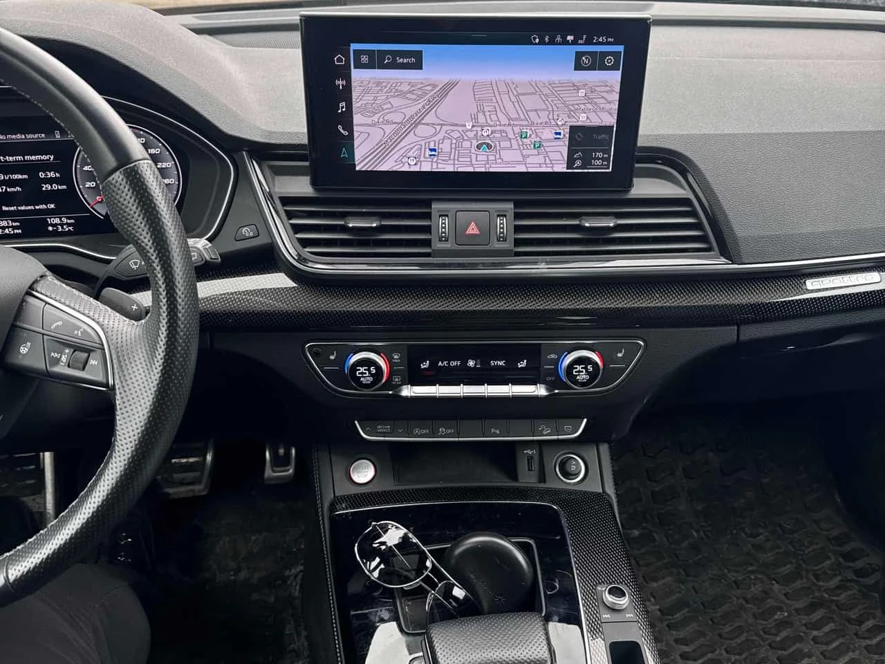 Audi SQ5 Progressiv/ДИСТРОНИК/ПАНОРАМА/ПОДГРЕВИ, снимка 9 - Автомобили и джипове - 54133246