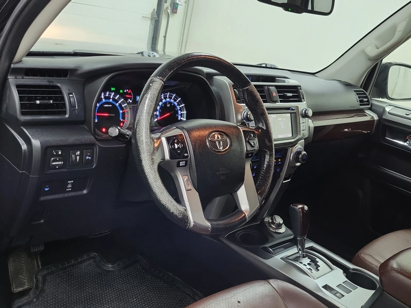 Toyota 4runner LIMITED * 4.0 V6 * AWD * БЕЗ ИНЦИДЕНТИ * , снимка 6 - Автомобили и джипове - 54971899