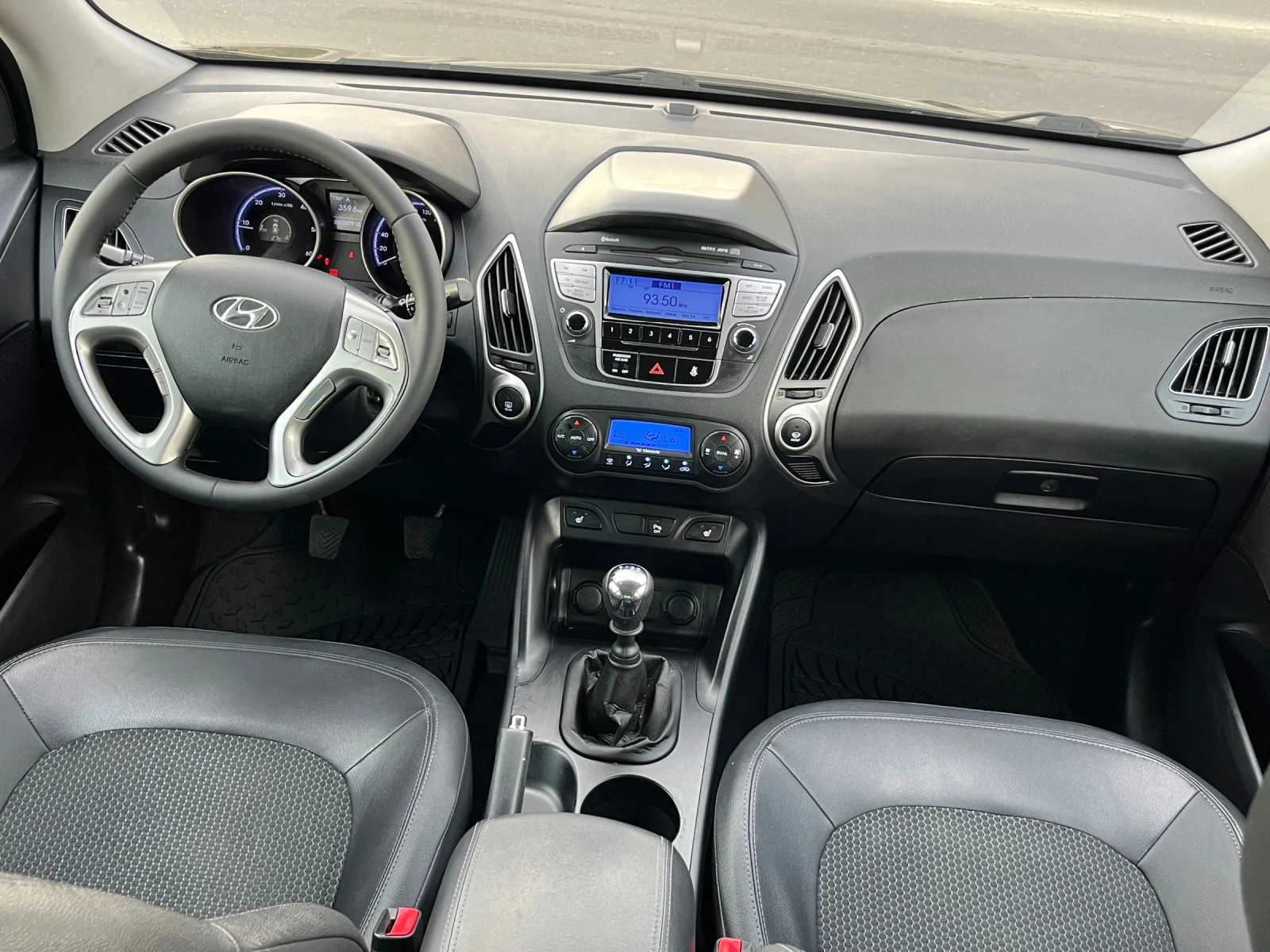Hyundai IX35 1.7CRDI.Отличен.Собствен лизинг!!!, снимка 14 - Автомобили и джипове - 55315815