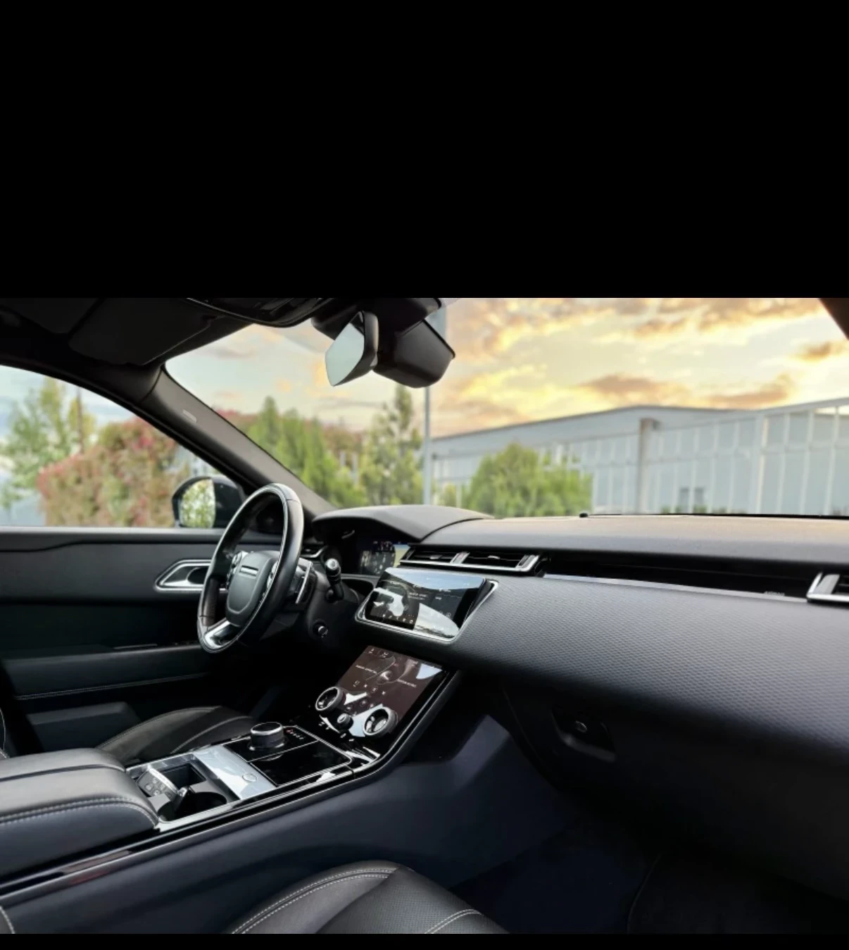 Land Rover Range Rover Velar VELAR R-DYNAMIC БЕНЗИН, 250 К.С., снимка 6 - Автомобили и джипове - 55473154