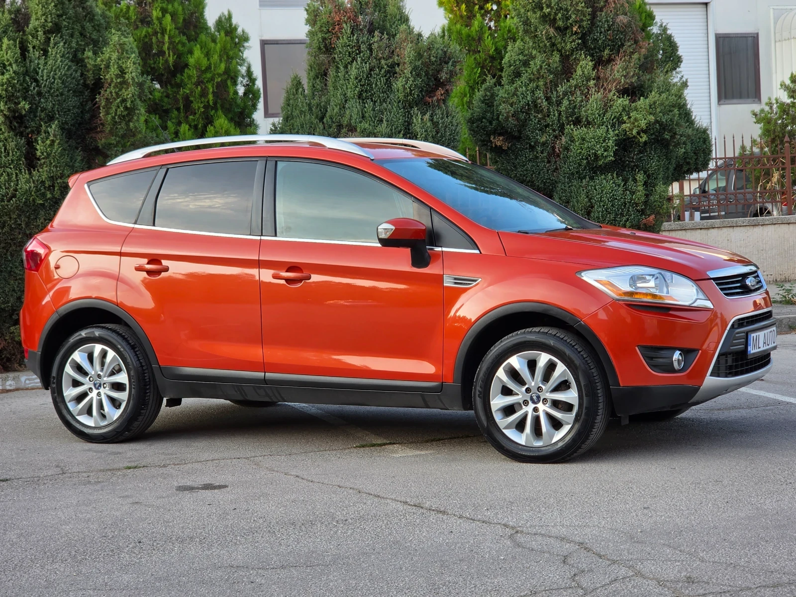 Ford Kuga 2.0HDI 140hp * EURO 5 * КЛИМАТИК * ЛИЗИНГ * , снимка 7 - Автомобили и джипове - 55825246