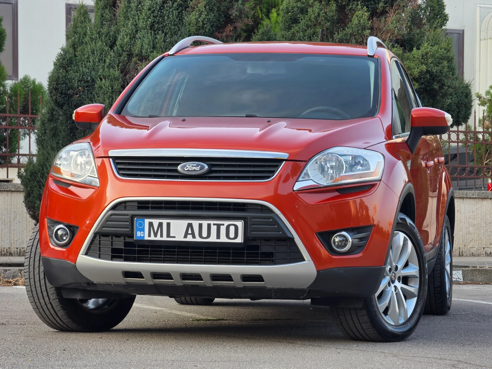 Ford Kuga 2.0HDI 140hp * EURO 5 * КЛИМАТИК * ЛИЗИНГ * , снимка 2 - Автомобили и джипове - 55825246