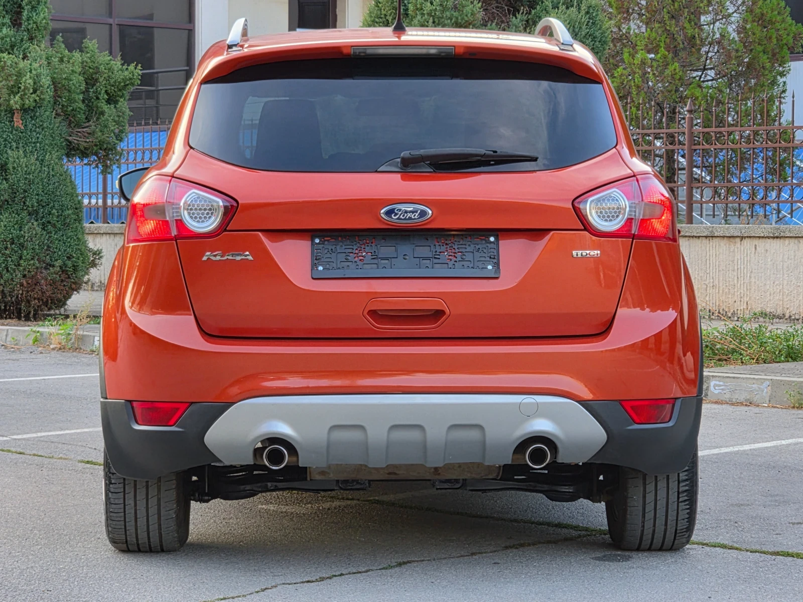 Ford Kuga 2.0HDI 140hp * EURO 5 * КЛИМАТИК * ЛИЗИНГ * , снимка 4 - Автомобили и джипове - 55825246