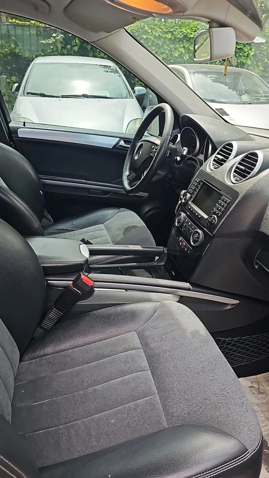 Mercedes-Benz ML 320, снимка 5 - Автомобили и джипове - 56185618